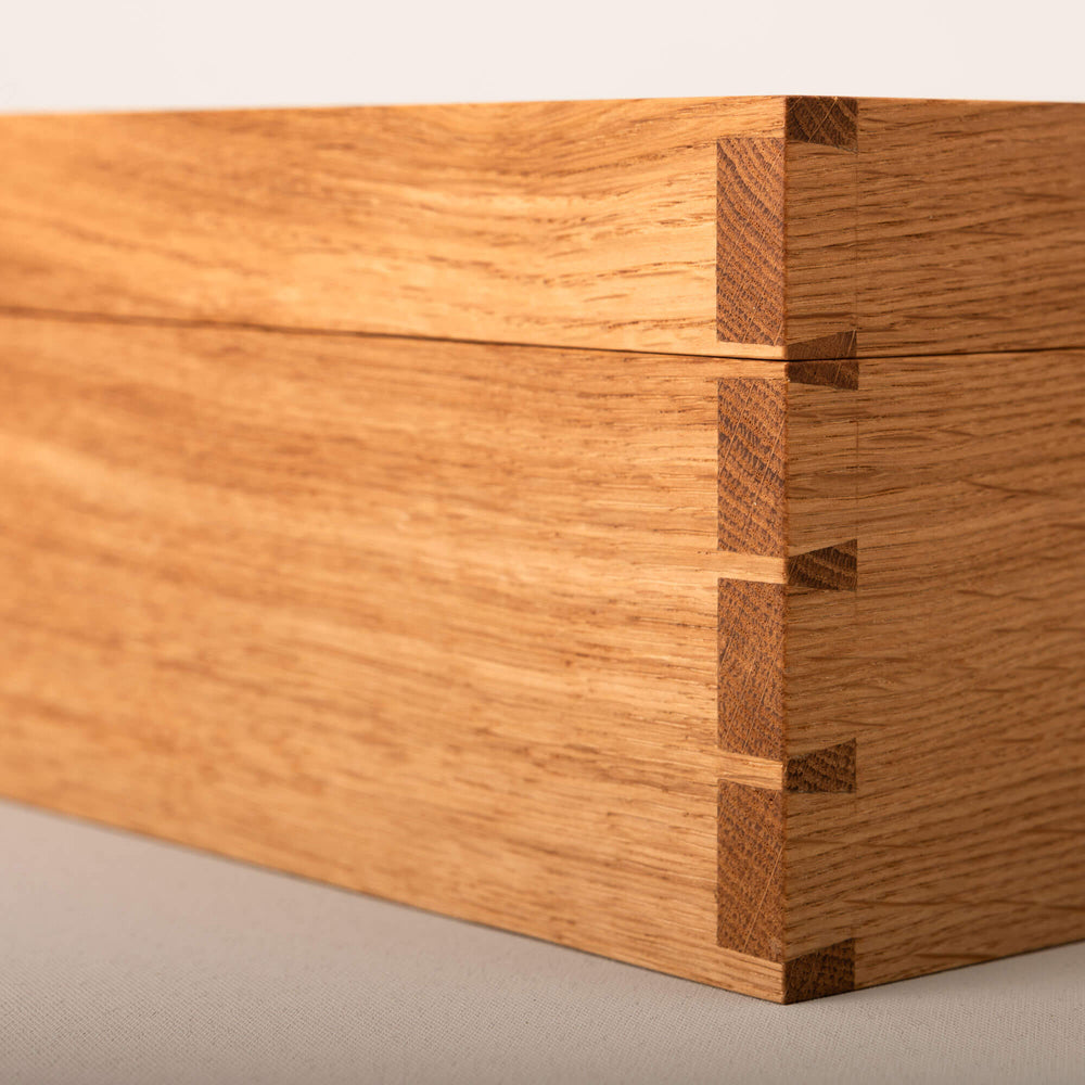 
                  
                    Oak
                  
                